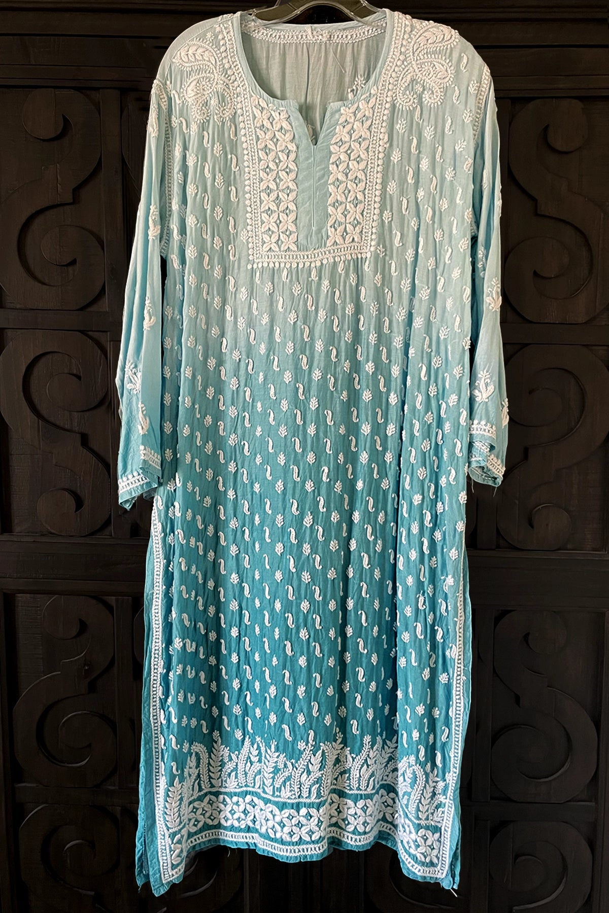 Buy Blue Muslin Embroidery Bloom Round Shaded Chikankari Kurta For