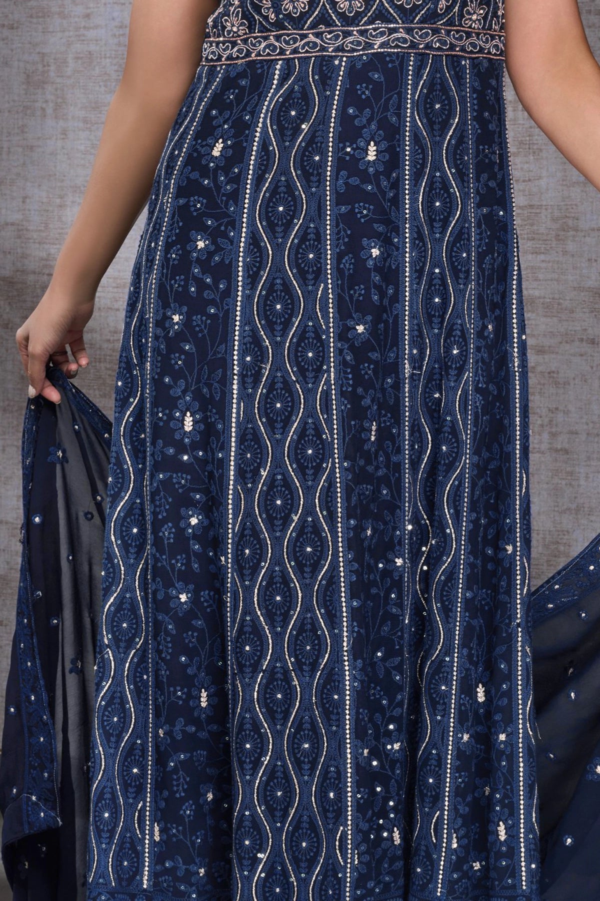 Buy Navy Blue Hand Embroidered Georgette Anarkali Set at PinkPhulkari 