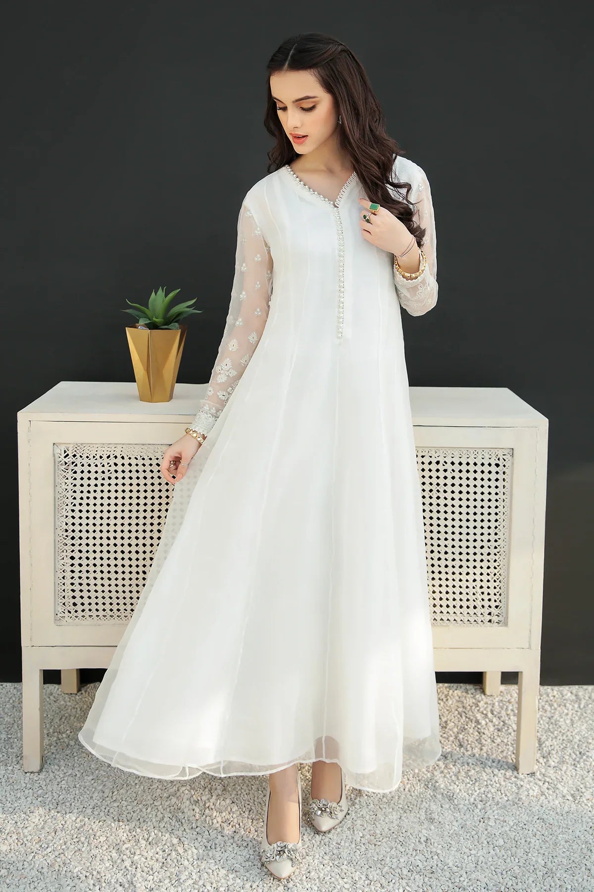 White Full Sleeve Anarkali Dress White Chiffon Embroidered Indian Pakistani Anarkali Set, Chiffon Silk Off White 3XL(46) White Full Sleeve Anarkali Dress White Chiffon Embroidered Indian Pakistani Anarkali Set, Chiffon Silk Off White 3XL(46)