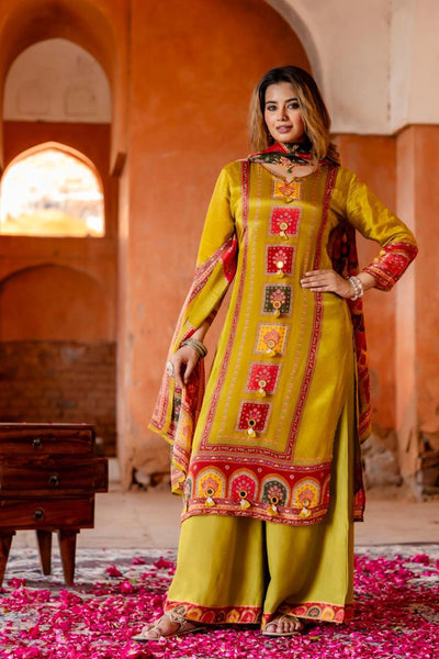 Women wearing Mehendi Green Crepe Silk Palazzo Style Kurta SetWomen wearing Mehendi Green Crepe Silk Palazzo Style Kurta Set
