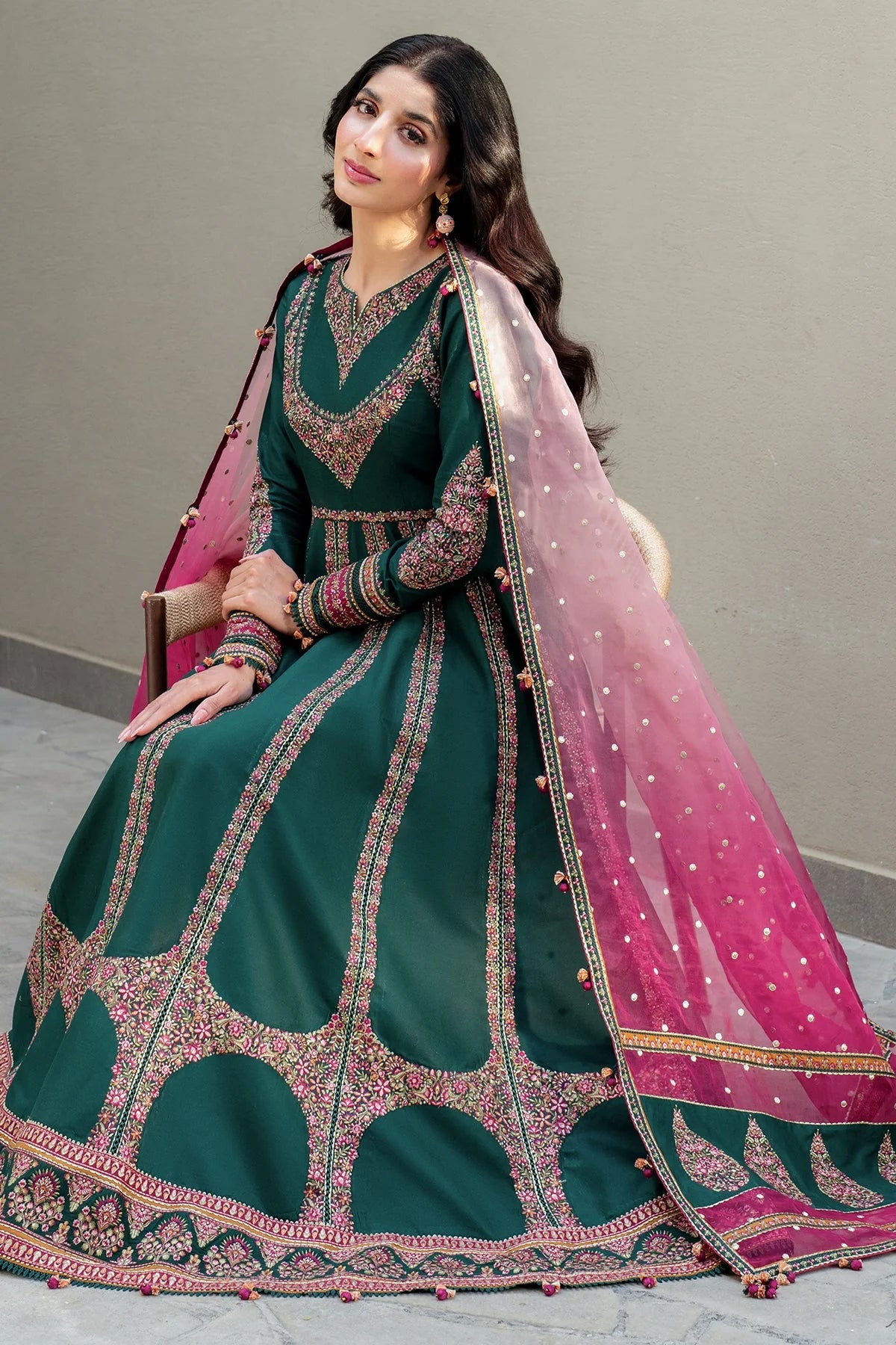 Buy Green Embroidered Lawn Anarkali Suit Set at PinkPhulkari 