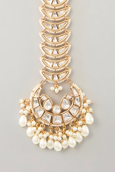 Buy Gold Finish Kundan Polki & Pearl Maangtikka at PinkPhulkariBuy Gold Finish Kundan Polki & Pearl Maangtikka at PinkPhulkari