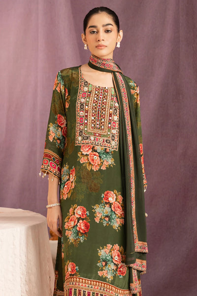 Woman wearing a green embroidered traditional outfit with a floral pattern against a purple backgroundWoman wearing a green embroidered traditional outfit with a floral pattern against a purple background