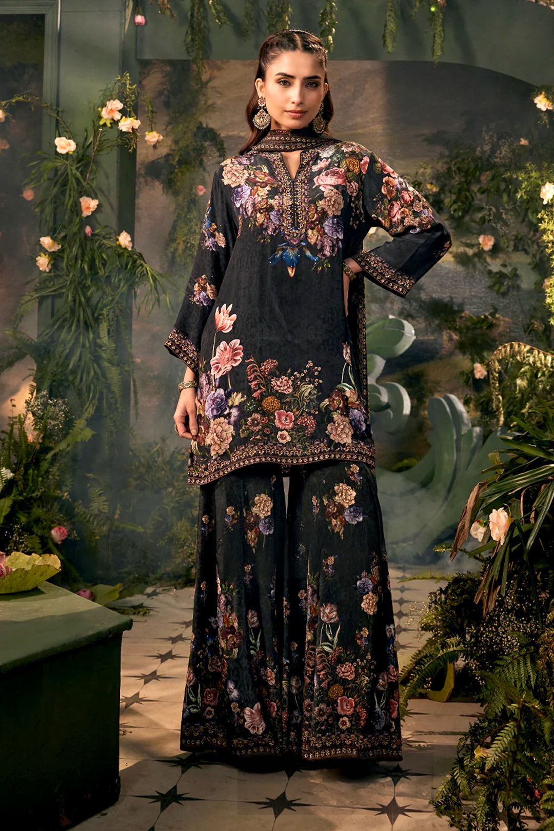 Shop Gharara Suits at PinkPhulkari California | PinkPhulkari California Shop Gharara Suits at PinkPhulkari California | PinkPhulkari California