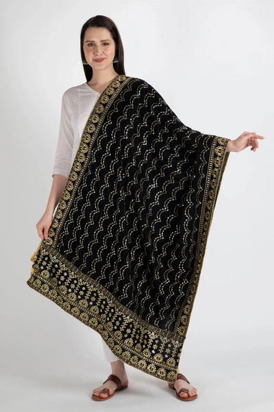 Black Embroidered Velvet Shawl D1 at PinkPhulkari California