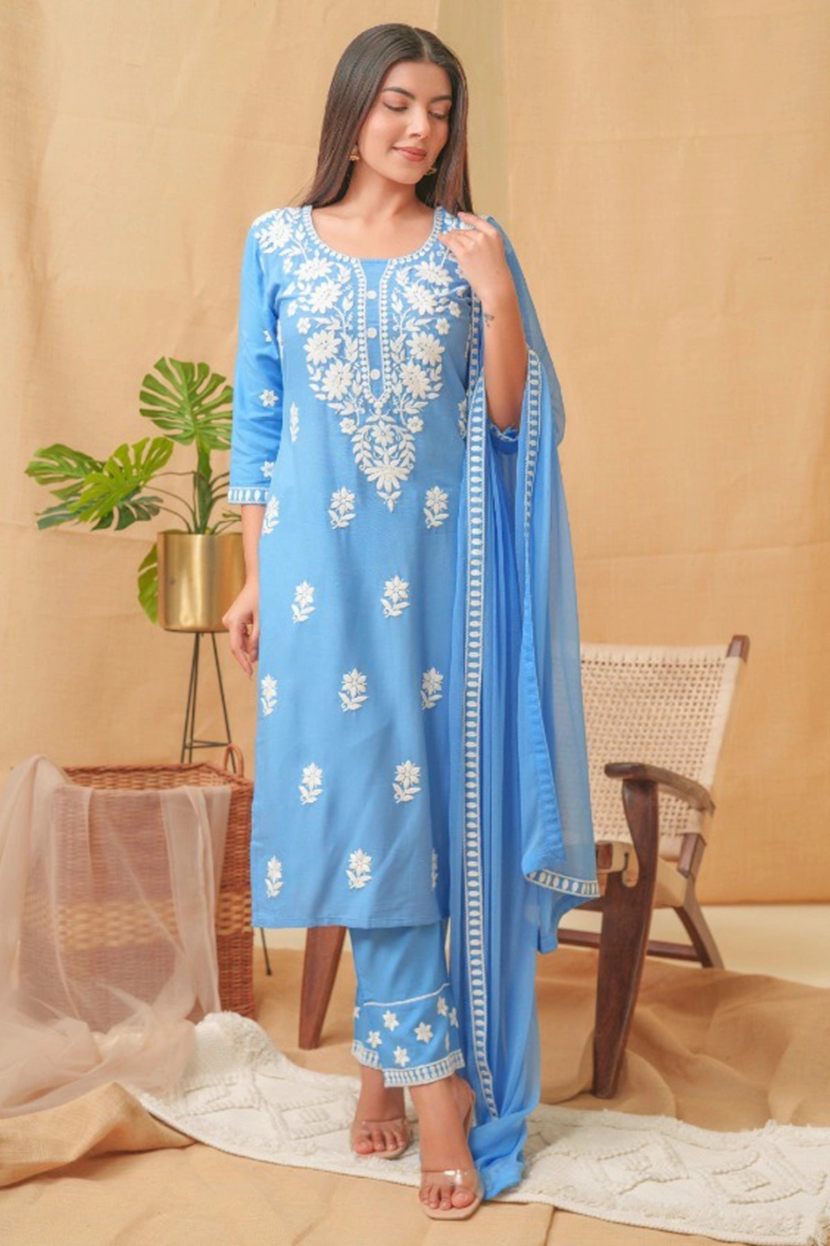 Buy Blue Embroidered Rayon Kurta Set at PinkPhulkari California