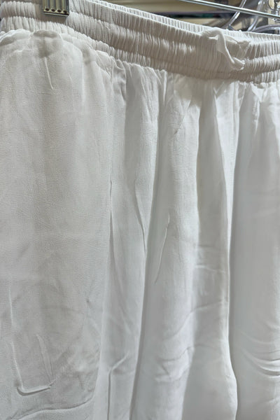 Pure Georgette Lucknowi Palazzo Pants with Chikankari Embroidery Pure Georgette Lucknowi Palazzo Pants with Chikankari Embroidery 