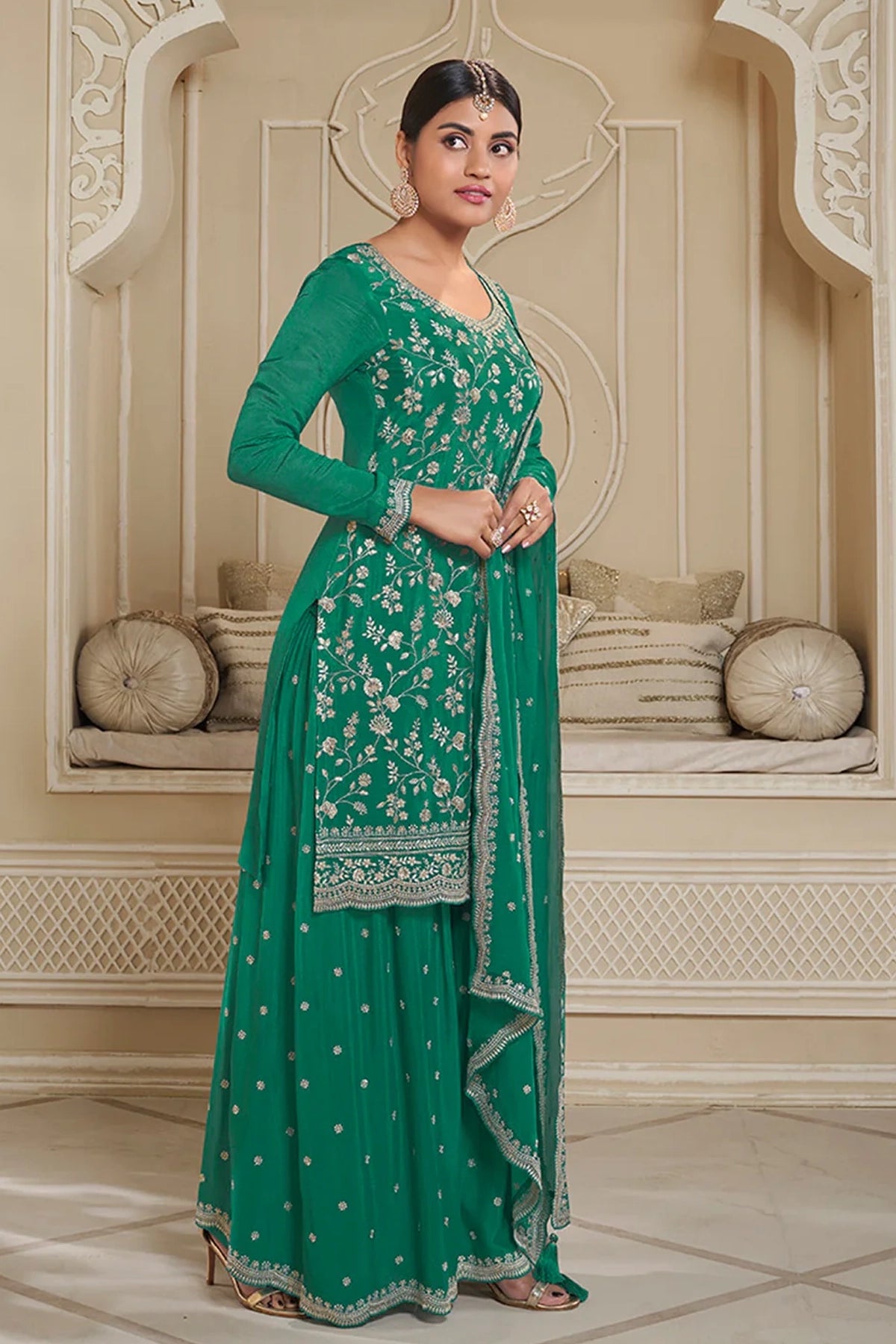 Buy Green Floral Pattern Embroidered Palazzo Suit Set at PinkPhulkari 