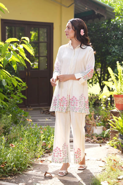 Ivory Linen Summer Co-ord Set With Floral Embroidery Kurta And PantsIvory Linen Summer Co-ord Set With Floral Embroidery Kurta And Pants
