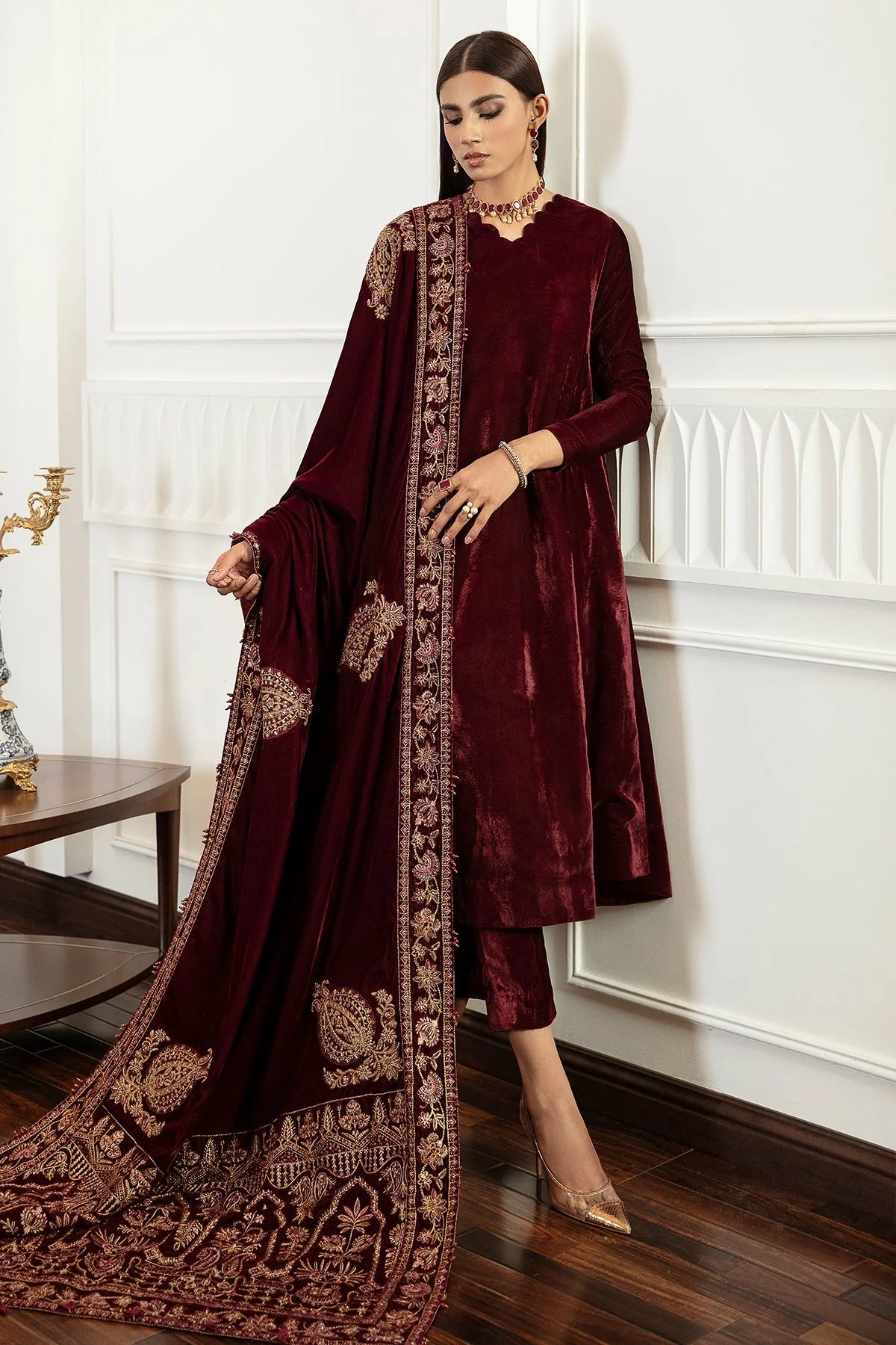 Velvet 2024 evening shawls