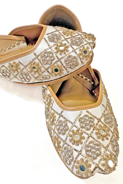 Women's Punjabi Jutti D06Women's Punjabi Jutti D06