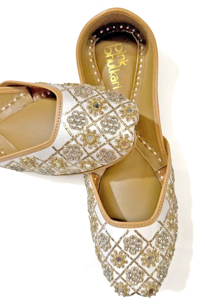 Women's Punjabi Jutti D06Women's Punjabi Jutti D06