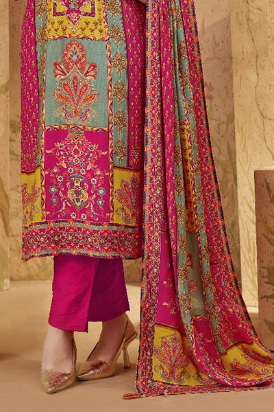 Hot Pink Women's Muslin Silk Embroidered Kurta Set - PinkPhulkariHot Pink Women's Muslin Silk Embroidered Kurta Set - PinkPhulkari