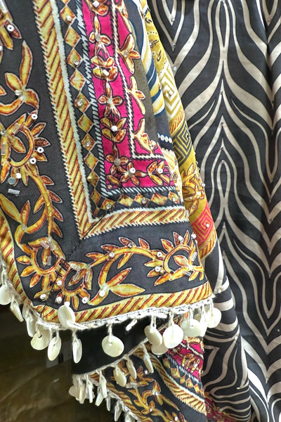 Buy Floral Printed Crepe Silk Kaftan Set at PinkPhulkari Buy Floral Printed Crepe Silk Kaftan Set at PinkPhulkari 