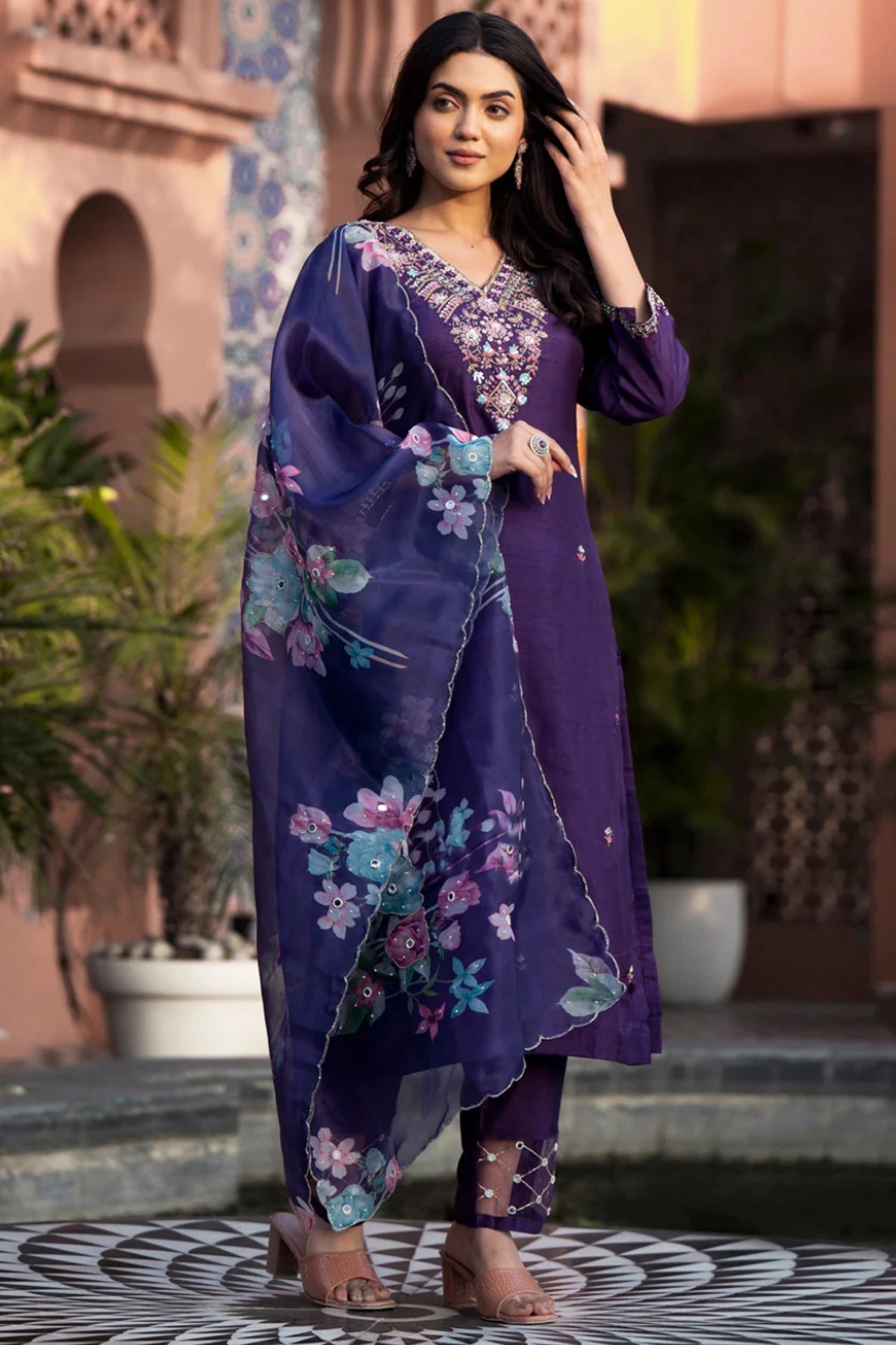 Buy Purple Dola Silk Embroidered Kurta Set at PinkPhulkari California