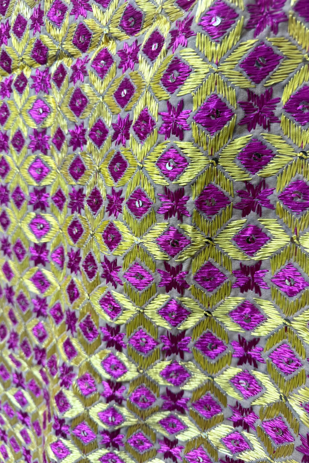 Buy Yellow & Magenta Hand Embroidered Khaddar Phulkari Bagh Dupatta ...