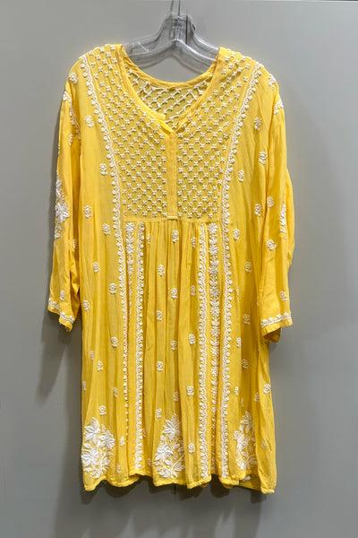 Buy Yellow Muslin Silk Hand Embroidered Lucknowi Kurti at PinkPhulkari