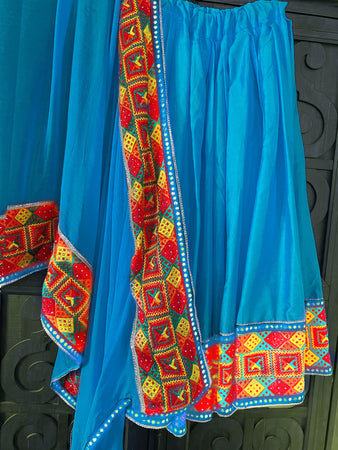 Embroidery Many Colours Chinnon Phulkari Dupatta at Rs 895/piece in Patiala