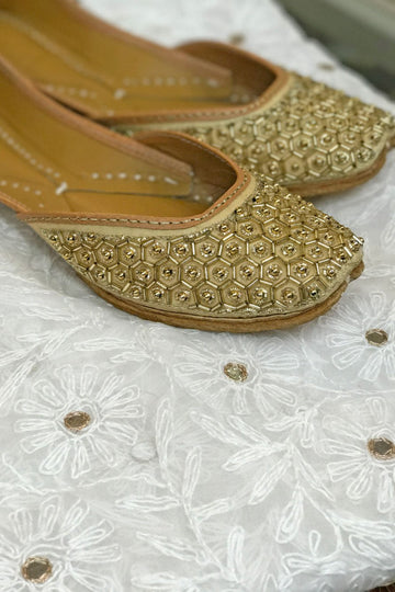 Women's Punjabi Leather Jutti Gold at PinkPhulkari California